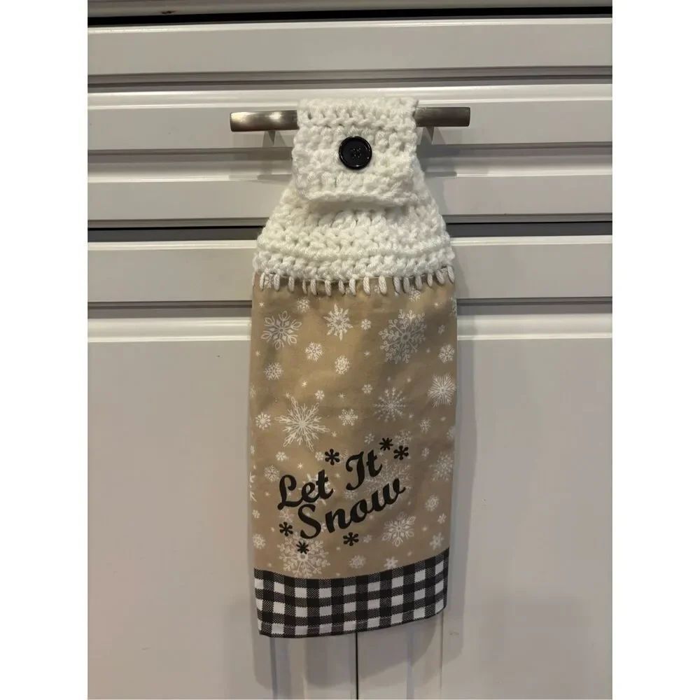 Crochet Top Kitchen Towel-Let it snow. (Snowflakes)